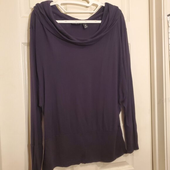 Cowl Neck Plum Mossimo Tunic, Fitted sleeves at wrists, Size Medium, Stretchy - Picture 4 of 10